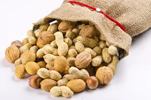 Healthy Snack Options Imprime: Assorted Nuts