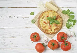 Copy Space Photography Imprime: Baked flat bread with tomatoes