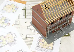 Brick Building Construction Imprime: Bare brickwork model with construction plan
