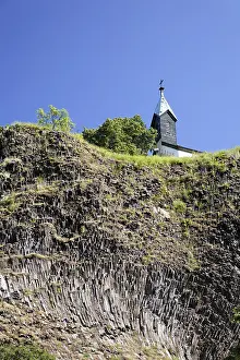 Volcanic Rock Formations Europe Imprime: Basalt rocks in Parkstein, Upper Palatinate