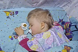 One Person Sleeping Imprime: In bed