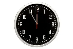 Time Pressure Symbol Imprime: Black clock, clock hands on five to twelve