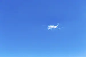 Cumulus Cloud Formation Imprime: Blue sky, single small source cloud