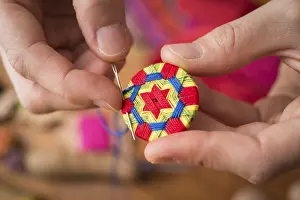 Button Maker Imprime: Button maker stitching and wrapping green