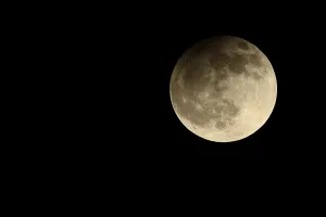 Lunar Eclipse Imprime: Partial lunar eclipse