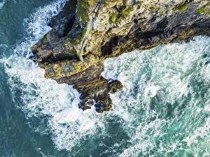 British Countryside View Imprime: Top Down over Cliffs and Waves