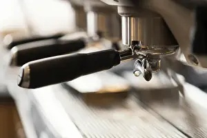 Coffee Brewing Process Imprime: Close up coffee machine