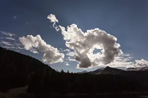 Tyrol Landscape Photography Imprime: Cloud formation, behind it the sun