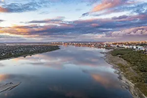 Deserted Russian Town Imprime: Cloud reflections on the Tom river