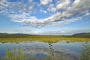 Cloudy Sky Over Lake Imprime: Clouds reflected in a crystal clear
