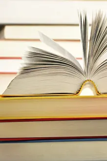 Book Page Composition Imprime: Composition with books on the table