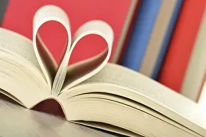 Composition With Books Imprime: Composition with books on the table
