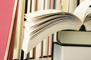 Educational Institution Images Imprime: Composition with stack of books on the table