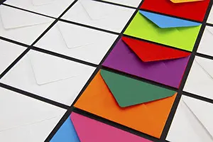 Glazed Tile Background Image Imprime: Composition with white and colored envelopes on the table