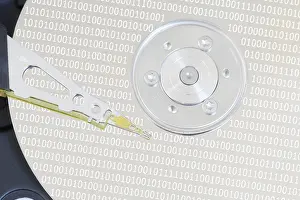 Data Storage Device Imprime: Computer hard disk drive with read-write head on the disk