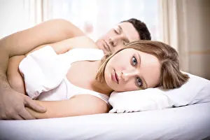 Couple In Bed Imprime: A couple in bed
