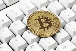 Bitcoin Symbol Imprime: Cryptocurrency on computer keyboard