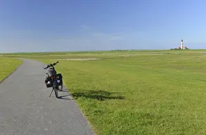 Westerheversand Lighthouse Imprime: Cycle path at Westerheversand lighthouse