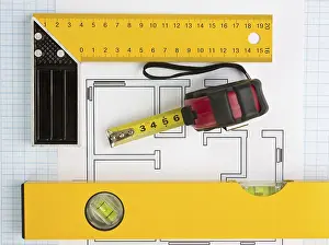 Measuring Tape Image Imprime: Development drawings and tools on graph paper