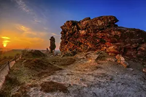 Morning Sunrise Landscape Imprime: Devil's Wall Thale at sunset
Devil's Wall Thale at sunset