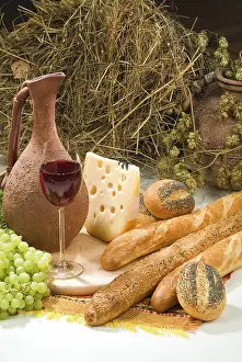 Diverse Bread Types Imprime: Different kinds of bread on a studio background