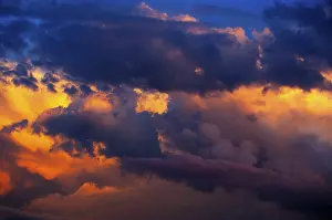 Overcast Sky Austria Imprime: Dramatic cloud atmosphere, red sky with clouds