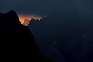 Sunrise In Austria Imprime: Dramatic clouds above Lechtal mountains