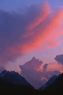 Tyrol Sunset Imprime: Dramatic clouds at sunset above Mt