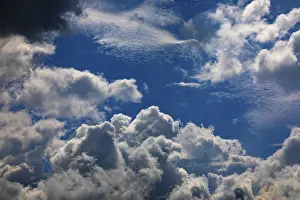 Weather Forecast Austria Imprime: Dramatic cloudscape with (cumulus) clouds