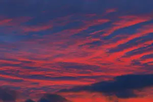 Dramatic Evening Sky Imprime: Dramatic evening sky at sunset