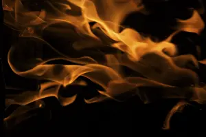 Dark Background Flames Imprime: Dramatic flames against A dark background