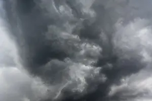 Gloomy Weather Germany Imprime: Dramatic lighting mood with dark thunderclouds