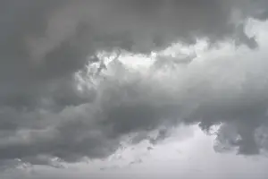 Stormy Atmosphere Germany Imprime: Dramatic storm clouds during a thunderstorm