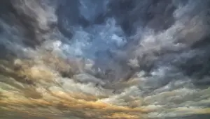 Gloomy Desert Landscape Imprime: Dramatic thunderstorm atmosphere after sunset