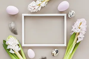 Pastel Colored Background Imprime: Easter mockup with white frame