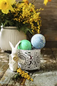 Spring Blooming Flowers Imprime: Easter time, spring flowers, easter eggs and easter bunny