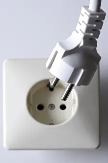 Electric Power Wire Imprime: Electrical plug and outlet (socket)