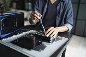 Electronic Repair Shop Imprime: IT Engineer installing Hardware Equipment Development Facility Engineer Maintenance computer Motherboard Electronic