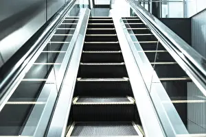 Empty Indoor Space Photo Imprime: Escalator