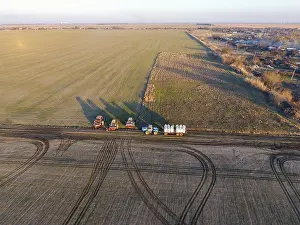 Travel Photography Farm Fields Imprime: Export of fertilizer to the fields