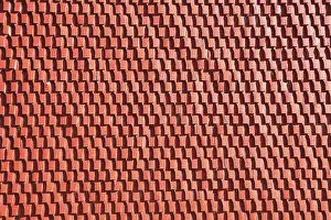 Deserted Building Exterior View Imprime: Facade cladding made of red textured panel
Faade cladding made of red textured panel