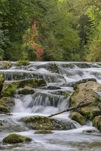 Long Exposure Waterfalls Imprime: Falling step of a former weir at the Triesting