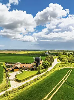 British Agricultural Landscape Imprime: Fields and Windmill from a drone
