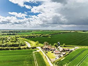 Drone Photography Kent Imprime: Fields and Windmill from a drone