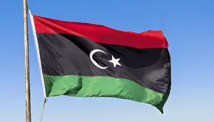 Libyan Flag Imprime: The flag of Libya, fluttering in the wind