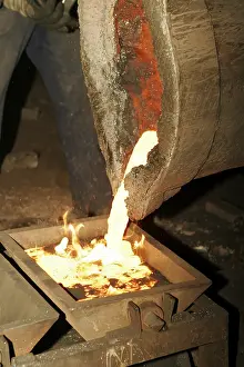 Handicraft Industry Imprime: In a foundry