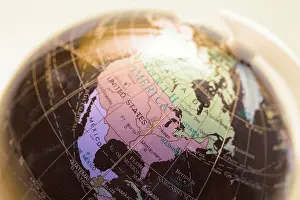 Detailed Studio Shot Imprime: Globe