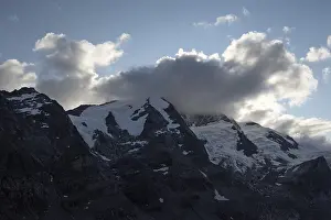 Austrian Alps Imprime: GroBglockner, peak in clouds