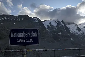 Grossglockner High Alpine Road Imprime: GroBglockner, peak in clouds