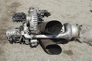 Aviation Industry Equipment Imprime: The helicopter engine which is pulled out outside